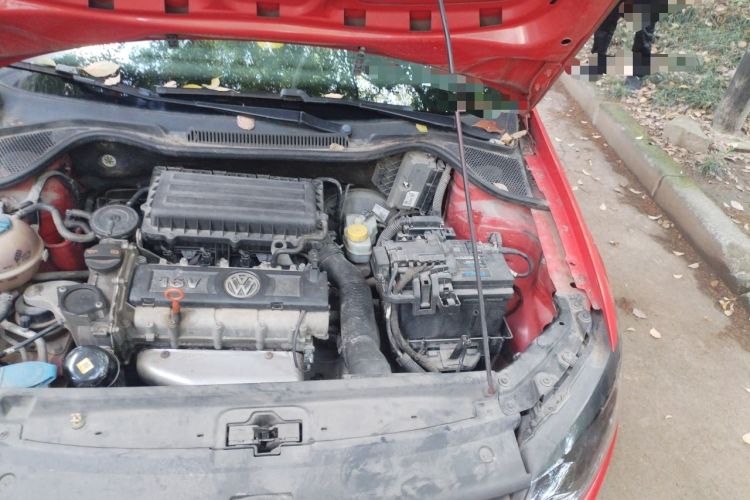 Used Volkswagen Polo 2011 1.6L Automatic ZhiShang Version Engine Bay Left