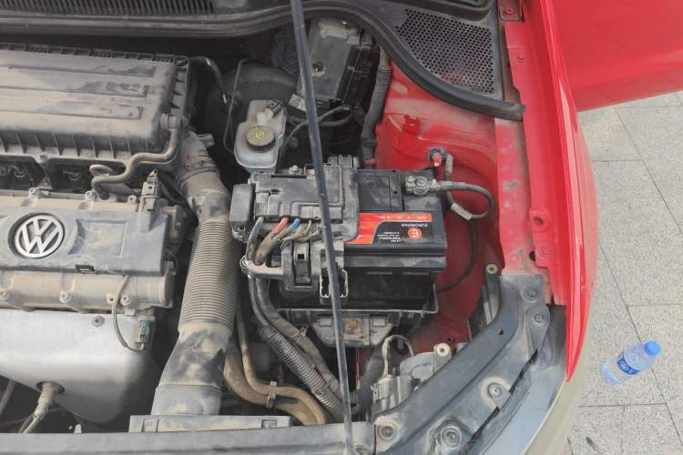 Used Volkswagen Polo 2011 1.4L Manual ZhiShang Edition Engine Bay Left