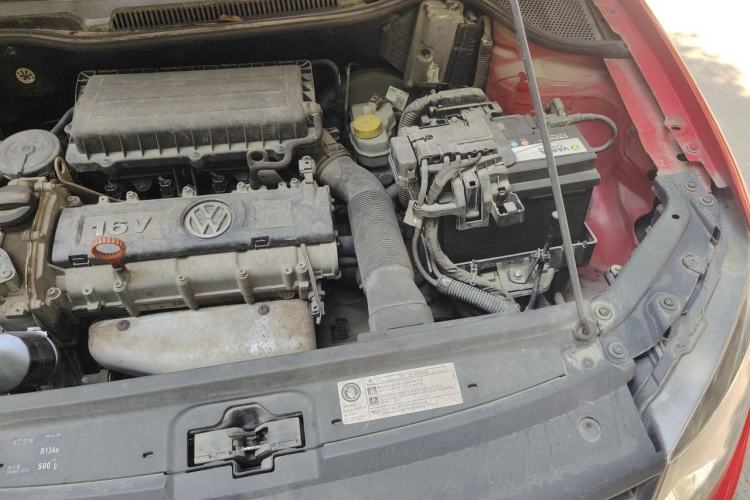 Used Volkswagen Polo 2011 1.6L Automatic ZhiShang Version Engine Bay Left