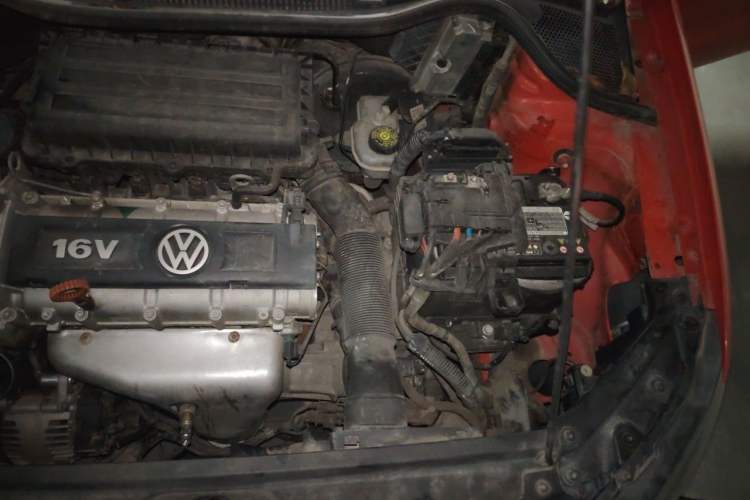 Used Volkswagen Polo 2011 1.6L Automatic ZhiShang Version Engine Bay Left