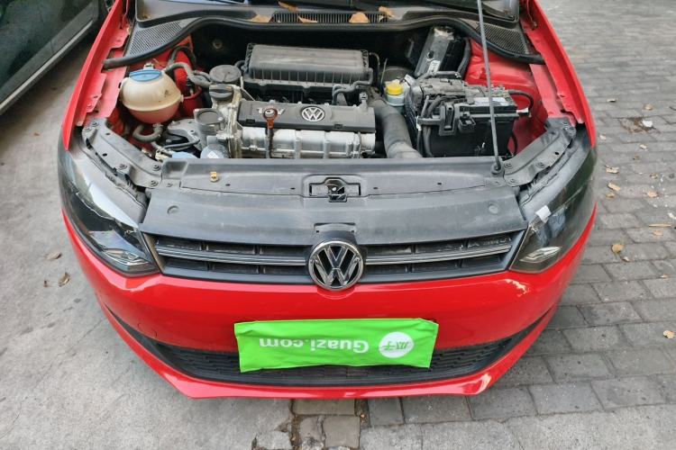 Used Volkswagen Polo 2011 1.6L Automatic ZhiShang Version Engine Bay