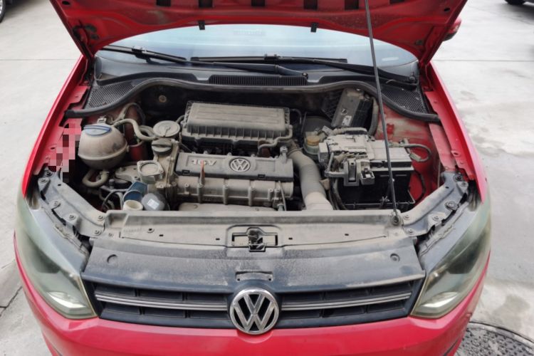 Used Volkswagen Polo 2011 1.4L Automatic ZhiShang Version Engine Bay