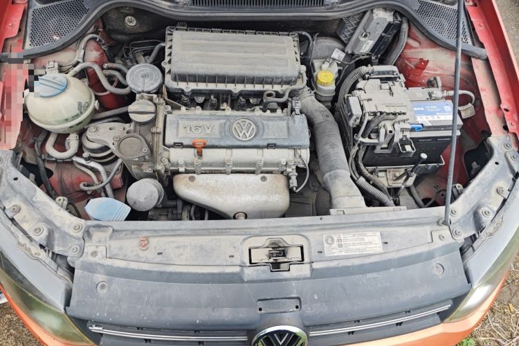 Used Volkswagen Polo 2011 1.4L Automatic ZhiShang Version Engine Bay
