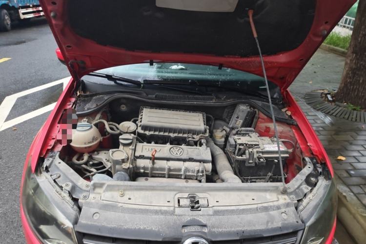 Used Volkswagen Polo 2011 1.4L Automatic ZhiCool Edition Engine Bay
