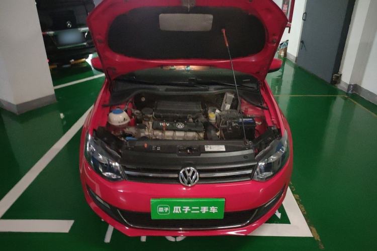 Used Volkswagen Polo 2011 1.6L Automatic ZhiKu Edition Engine Bay