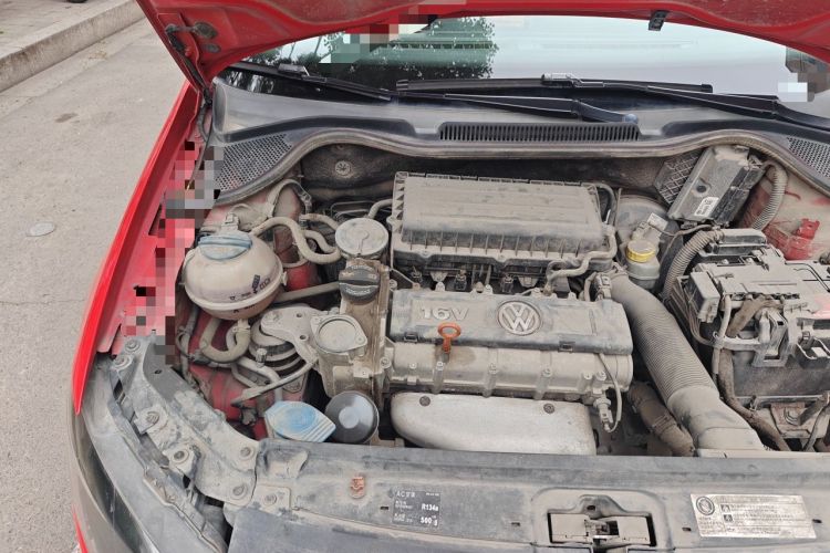Used Volkswagen Polo 2011 1.4L Automatic ZhiShang Version Engine Bay Right