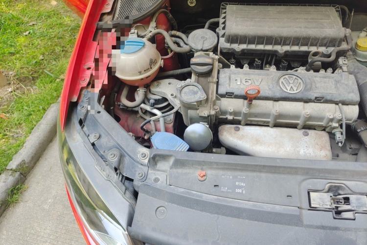 Used Volkswagen Polo 2011 1.6L Automatic ZhiShang Version Engine Bay Right