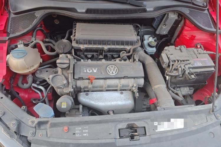 Used Volkswagen Polo 2011 1.4L Manual ZhiLe Edition Engine Bay