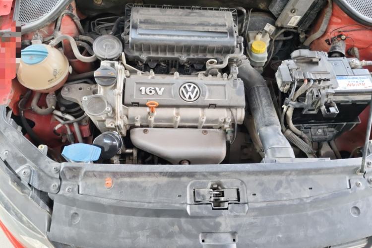 Used Volkswagen Polo 2011 1.4L Manual ZhiShang Edition Engine Bay