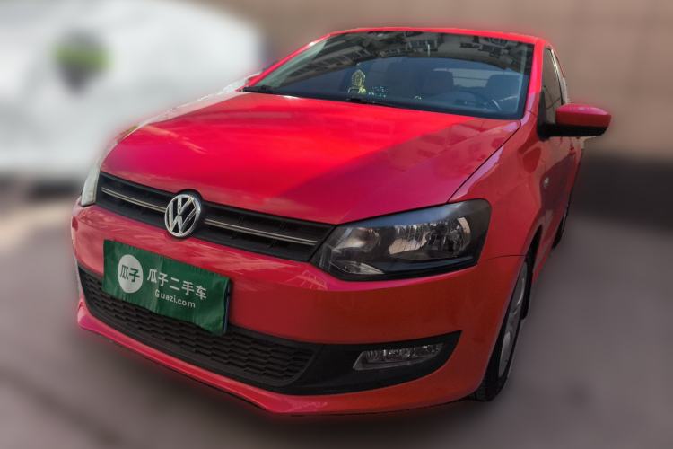 Used Volkswagen Polo 2011 1.6L Manual ZhiShang Edition Front Left 45 Deg