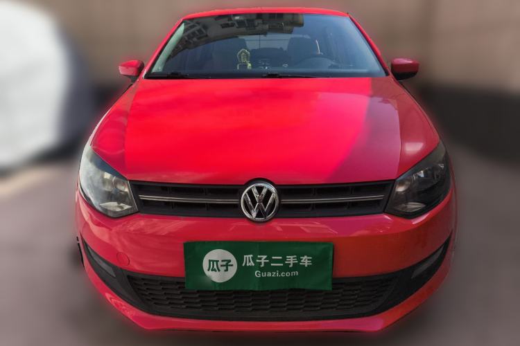 Used Volkswagen Polo 2011 1.6L Manual ZhiShang Edition Front