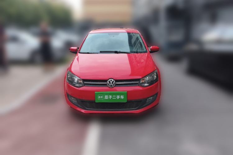 Used Volkswagen Polo 2011 1.6L Manual ZhiShang Edition Front