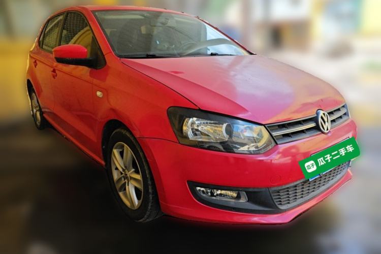 Used Volkswagen Polo 2011 1.4L Manual ZhiLe Edition Front Right 45 Deg