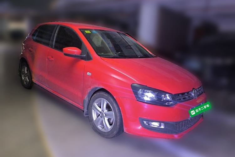 Used Volkswagen Polo 2011 1.6L Automatic ZhiShang Version Front Right 45 Deg