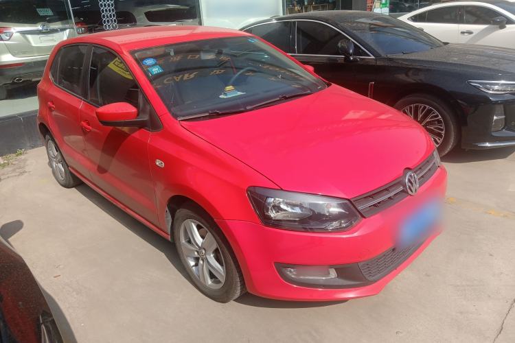 Used Volkswagen Polo 2011 1.4L Automatic ZhiShang Version Front Right 45 Deg