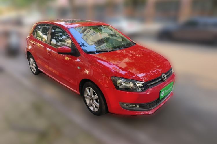 Used Volkswagen Polo 2011 1.4L Automatic ZhiCool Edition Front Right 45 Deg