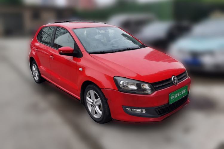 Used Volkswagen Polo 2011 1.4L Automatic ZhiShang Version Front Right 45 Deg