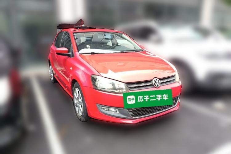Used Volkswagen Polo 2011 1.6L Automatic ZhiKu Edition Front Right 45 Deg