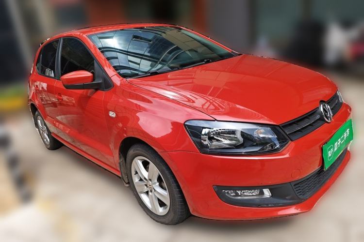 Used Volkswagen Polo 2011 1.4L Automatic ZhiShang Version Front Right 45 Deg