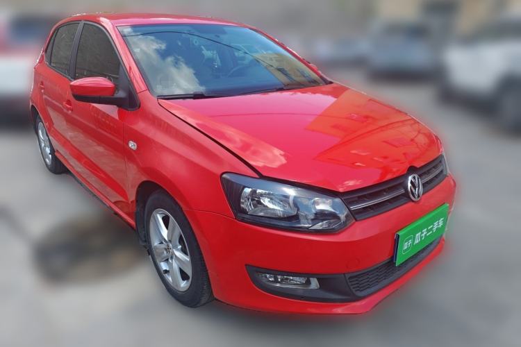 Used Volkswagen Polo 2011 1.4L Automatic ZhiShang Version Front Right 45 Deg