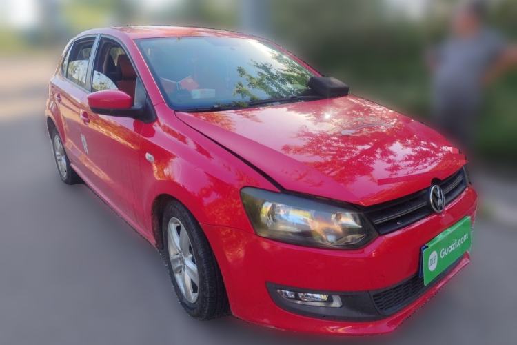 Used Volkswagen Polo 2011 1.4L Automatic ZhiShang Version Front Right 45 Deg