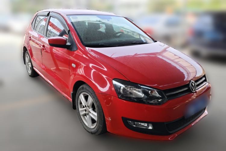 Used Volkswagen Polo 2011 1.4L Manual ZhiShang Edition Front Right 45 Deg