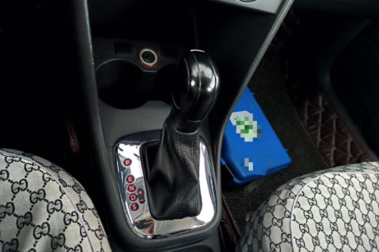 Used Volkswagen Polo 2011 1.4L Automatic ZhiShang Version Gear Lever