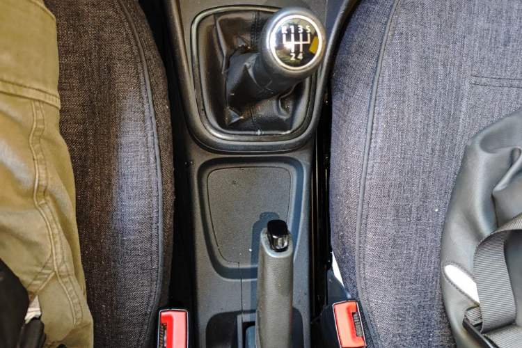 Used Volkswagen Polo 2011 1.4L Manual ZhiLe Edition Gear Lever