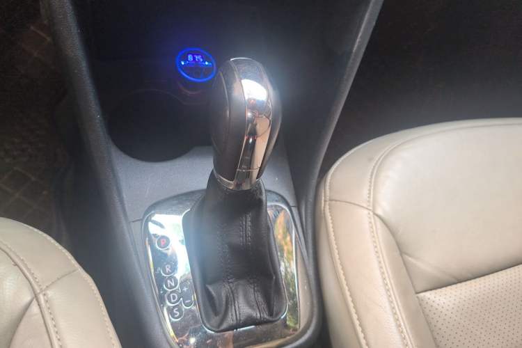 Used Volkswagen Polo 2011 1.4L Automatic ZhiShang Version Gear Lever