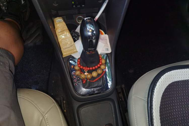 Used Volkswagen Polo 2011 1.4L Automatic ZhiShang Version Gear Lever