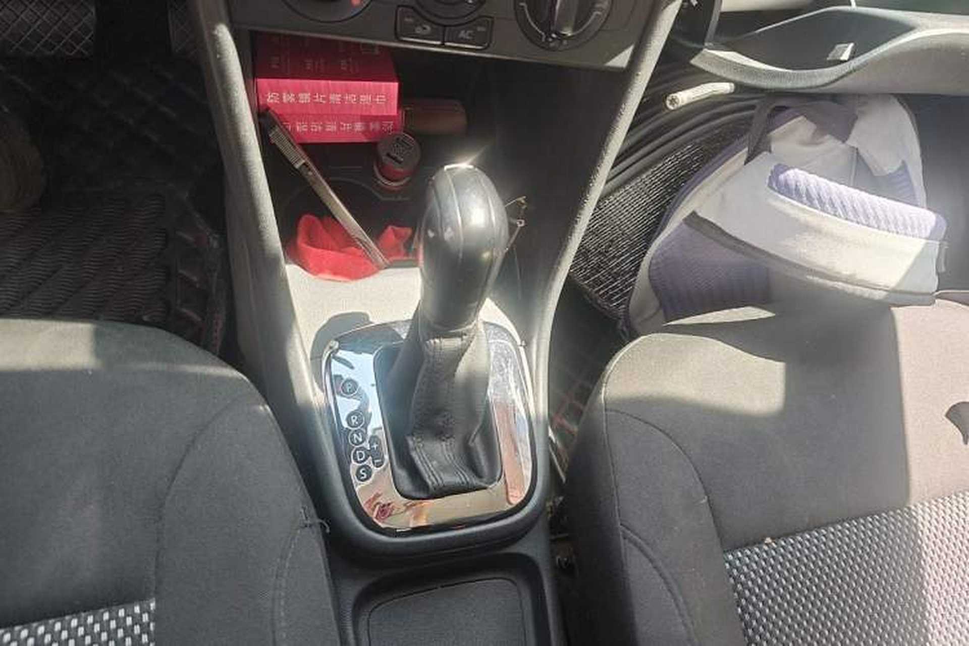 Used Volkswagen Polo 2011 1.4L Automatic ZhiShang Version Gear Lever
