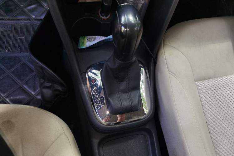 Used Volkswagen Polo 2011 1.6L Automatic ZhiShang Version Gear Lever
