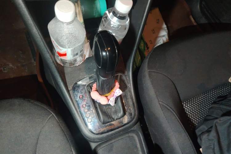 Used Volkswagen Polo 2011 1.6L Automatic ZhiShang Version Gear Lever