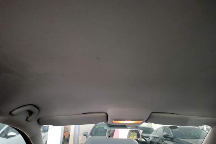 Used Volkswagen Polo 2011 1.4L Automatic ZhiShang Version Headliner