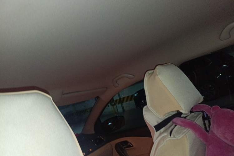 Used Volkswagen Polo 2011 1.4L Automatic ZhiShang Version Headliner
