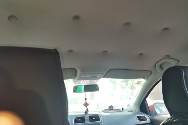 Used Volkswagen Polo 2011 1.6L Manual ZhiShang Edition Headliner