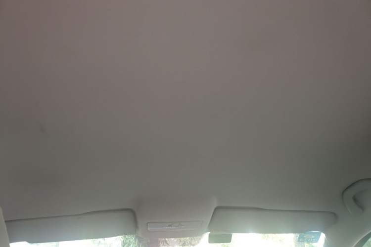 Used Volkswagen Polo 2011 1.6L Manual ZhiShang Edition Headliner