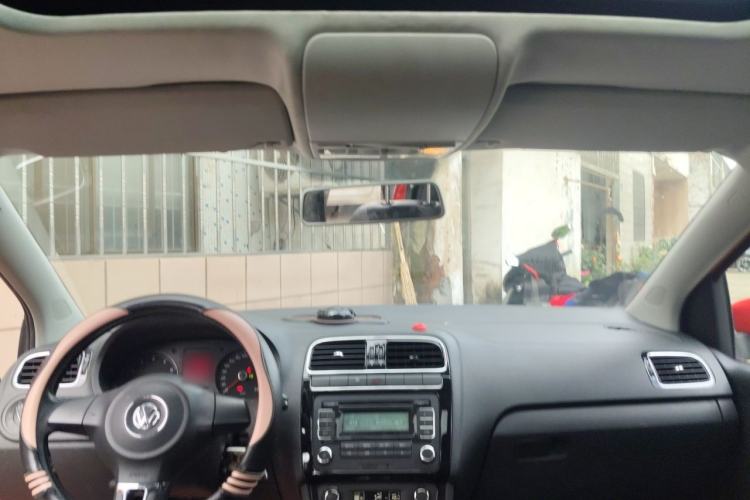 Used Volkswagen Polo 2011 1.6L Automatic ZhiShang Version Headliner