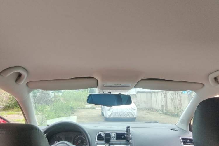 Used Volkswagen Polo 2011 1.6L Automatic ZhiShang Version Headliner