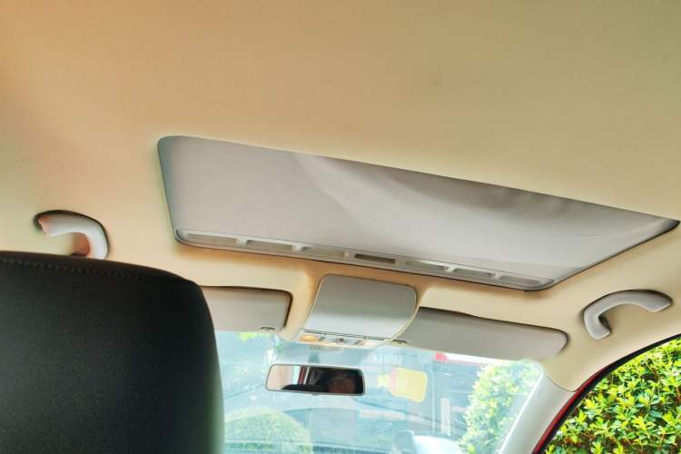 Used Volkswagen Polo 2011 1.6L Automatic ZhiKu Edition Headliner