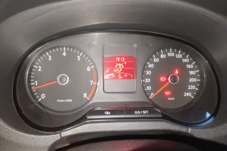 Used Volkswagen Polo 2011 1.4L Manual ZhiLe Edition Instrument Cluster