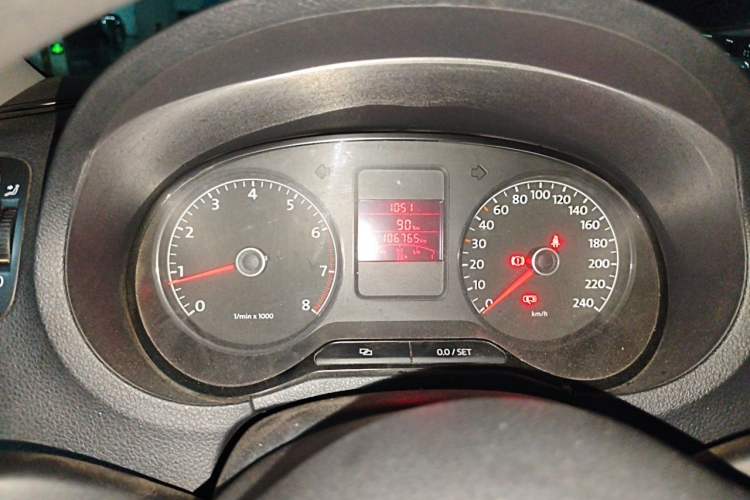 Used Volkswagen Polo 2011 1.6L Manual ZhiShang Edition Instrument Cluster