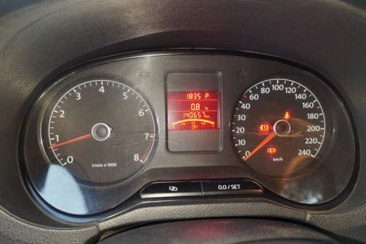 Used Volkswagen Polo 2011 1.4L Automatic ZhiShang Version Instrument Cluster