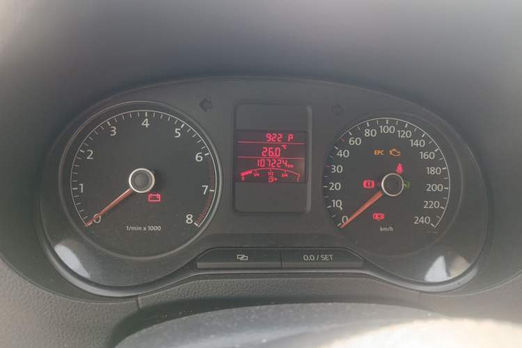 Used Volkswagen Polo 2011 1.4L Automatic ZhiShang Version Instrument Cluster
