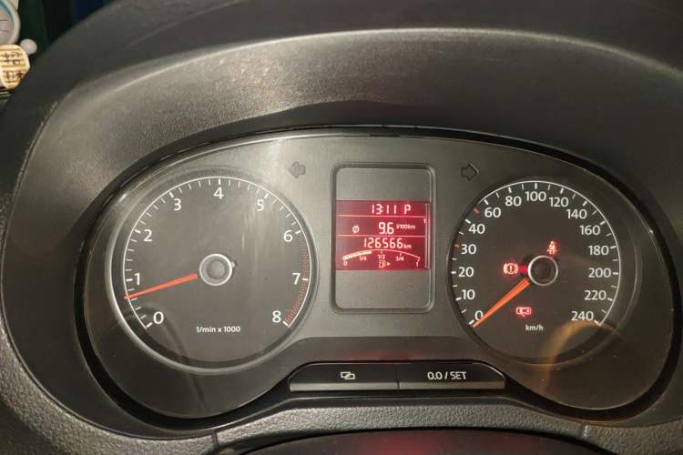 Used Volkswagen Polo 2011 1.6L Automatic ZhiKu Edition Instrument Cluster