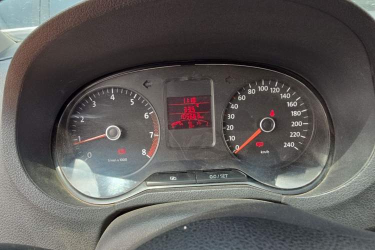 Used Volkswagen Polo 2011 1.4L Manual ZhiLe Edition Instrument Cluster