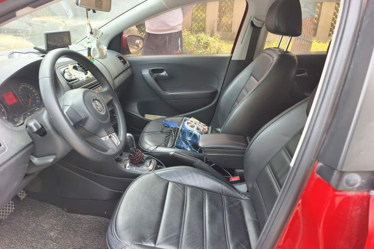 Used Volkswagen Polo 2011 1.4L Automatic ZhiCool Edition Left Front Seat