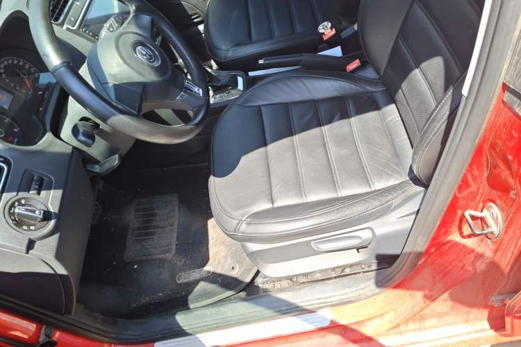 Used Volkswagen Polo 2011 1.6L Automatic ZhiKu Edition Left Front Seat
