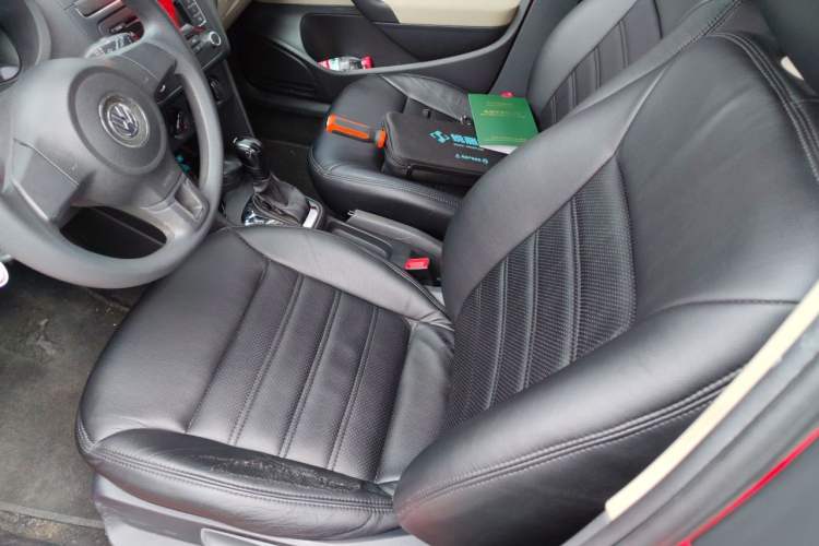 Used Volkswagen Polo 2011 1.6L Automatic ZhiShang Version Left Front Seat