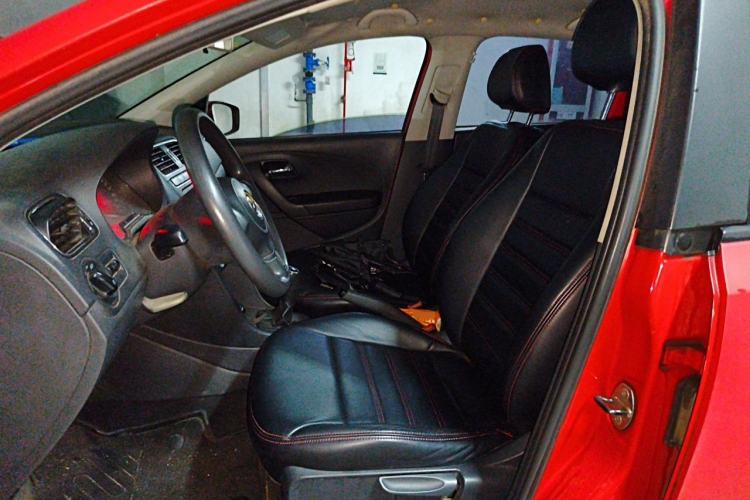 Used Volkswagen Polo 2011 1.6L Manual ZhiShang Edition Left Front Seat